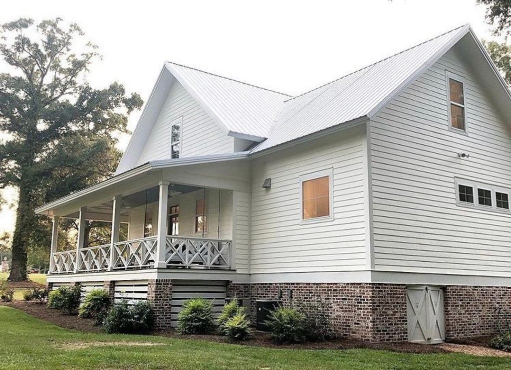 Farmhouse Cottage with Wraparound Porch